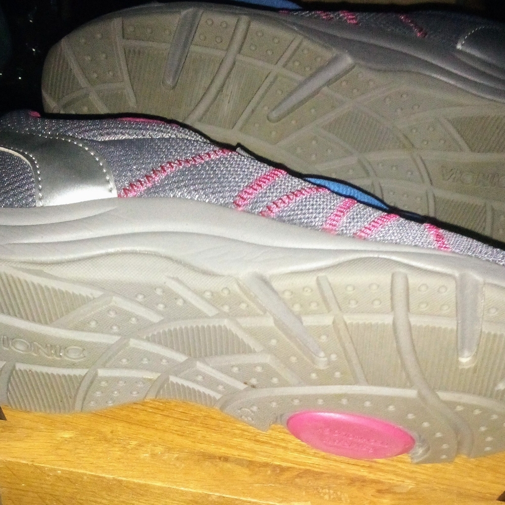 Vionic Shoes - image 3